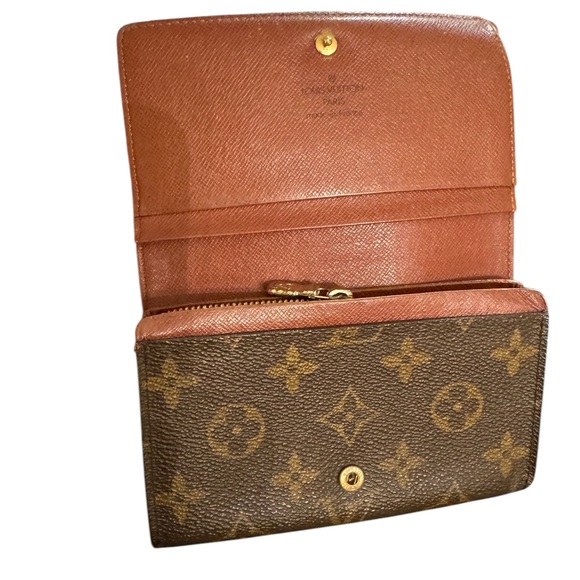 Louis Vuitton Brown Monogram Wallet - Picture 5 of 10